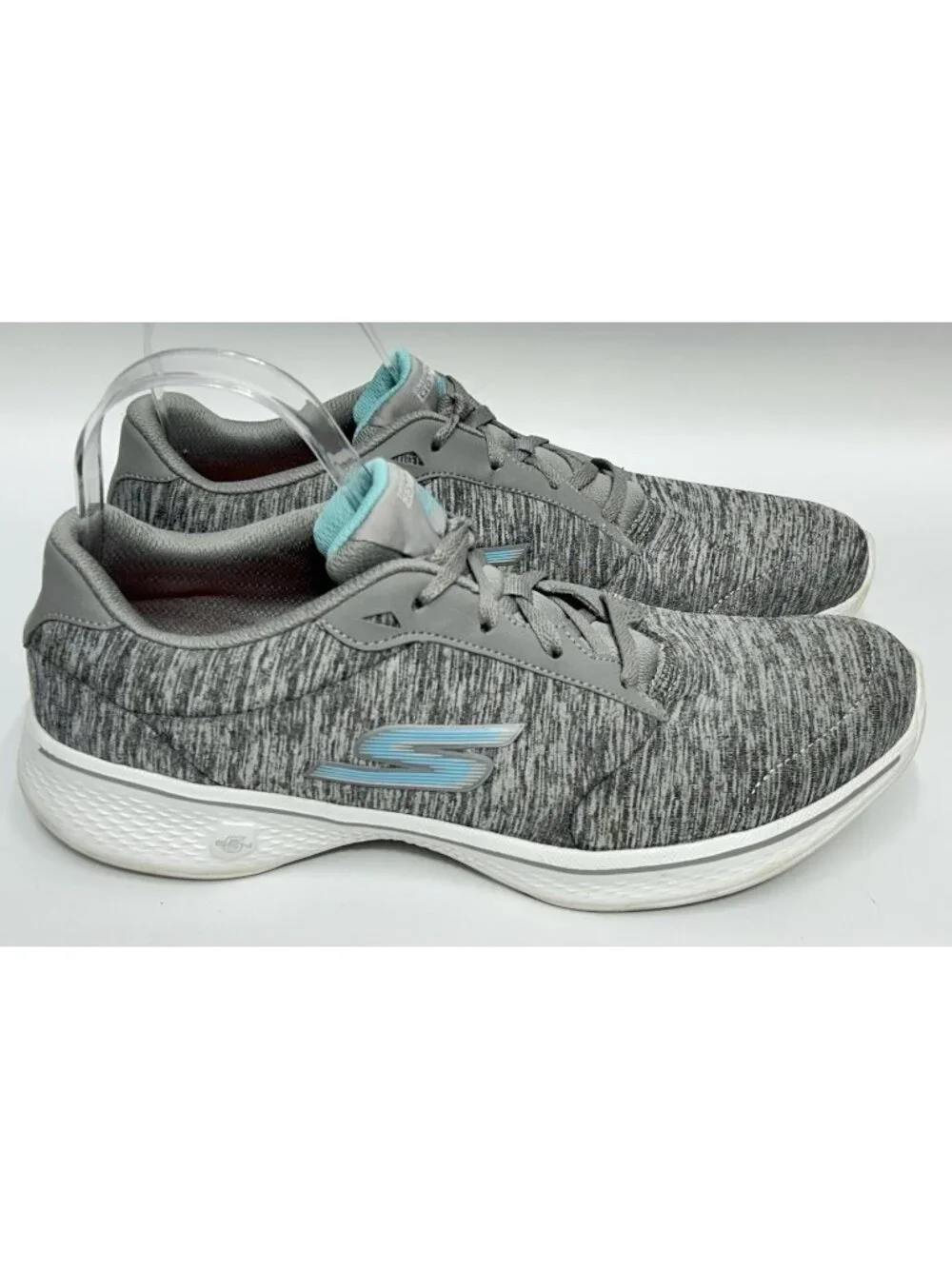 Skechers Womens Go Walk 4 Serenity Shoes Sz  10 Gray White 14173 Low Top Lace Up
